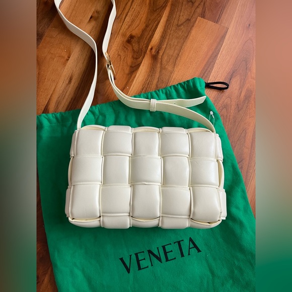 Bottega Veneta Padded Cassette, NEW - Picture 12 of 15